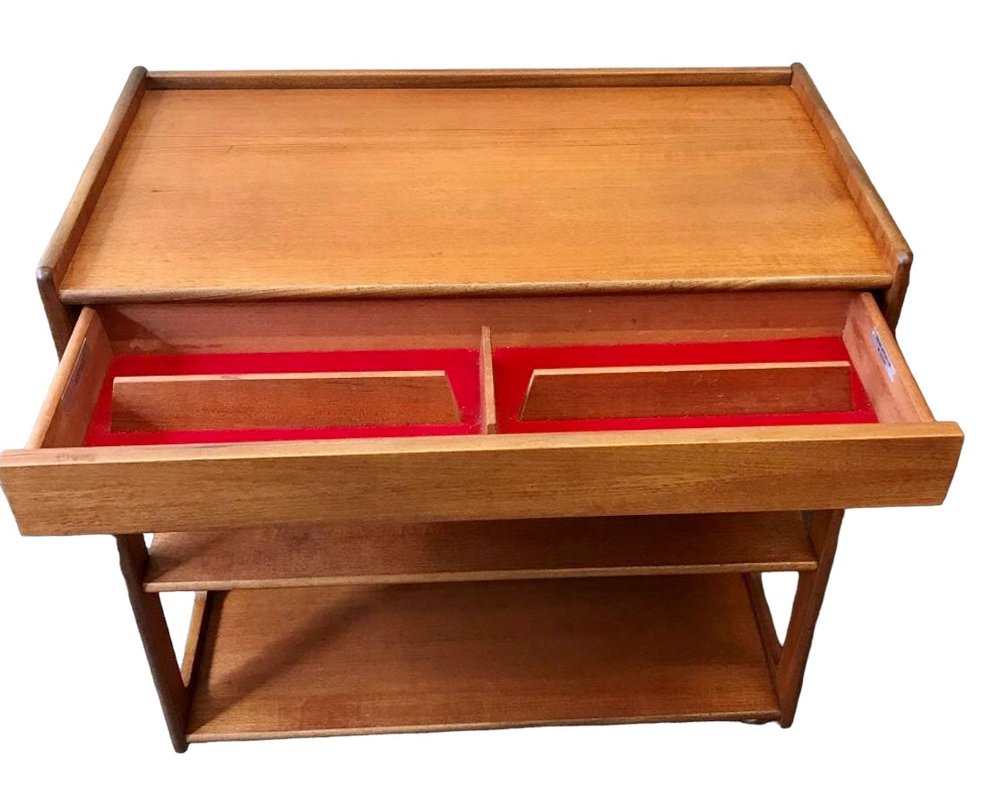 Mackintosh of Kirkcaldy 1960s Metamorphic drinks trolley
