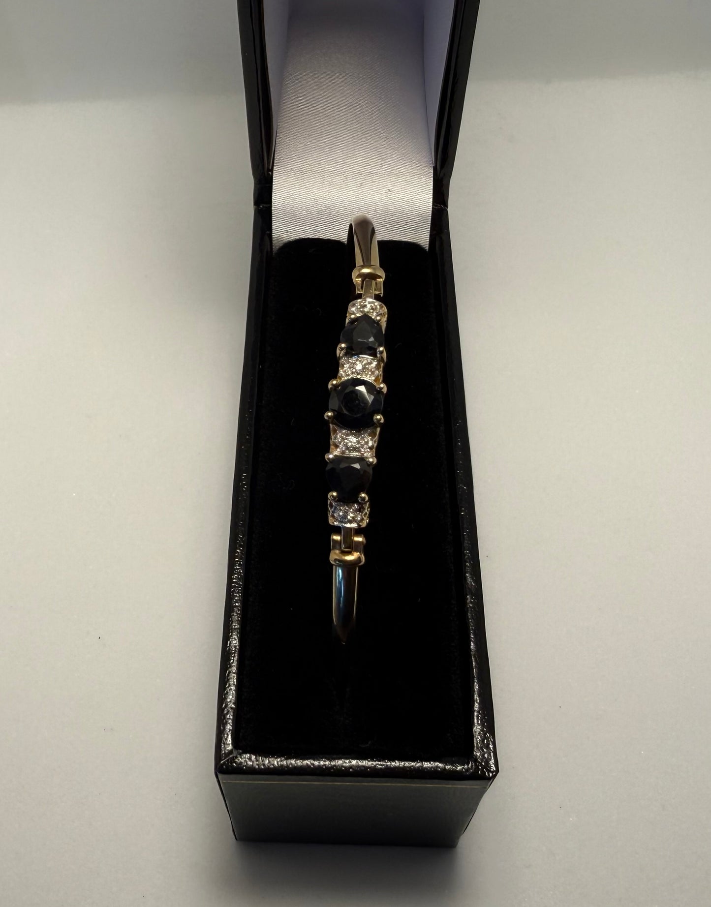 9ct Gold & Black Sapphire Bangle