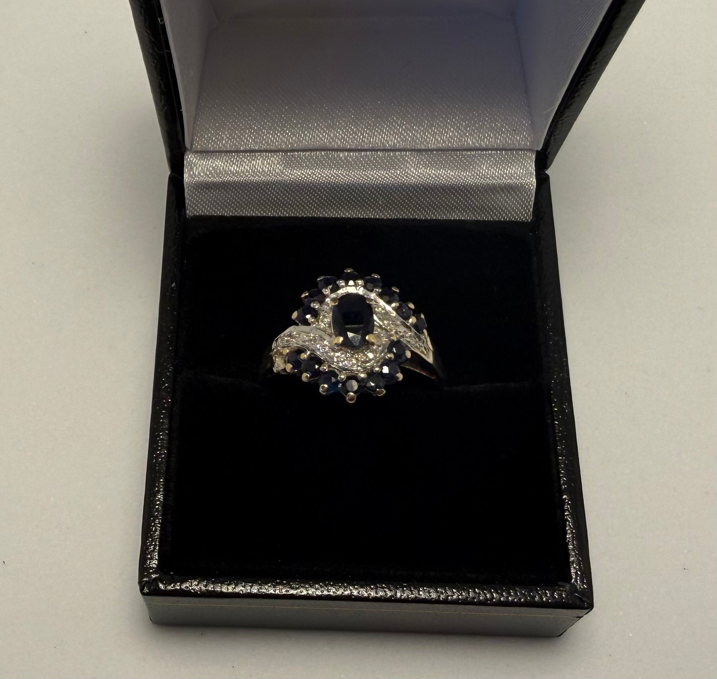 9ct Gold & Dark Blue Sapphire Ring