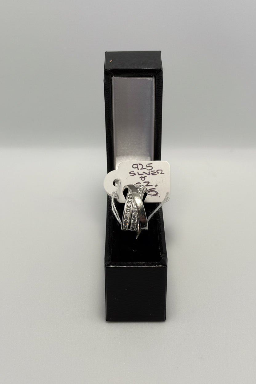 925 Silver & Cubic Zirconia Ring