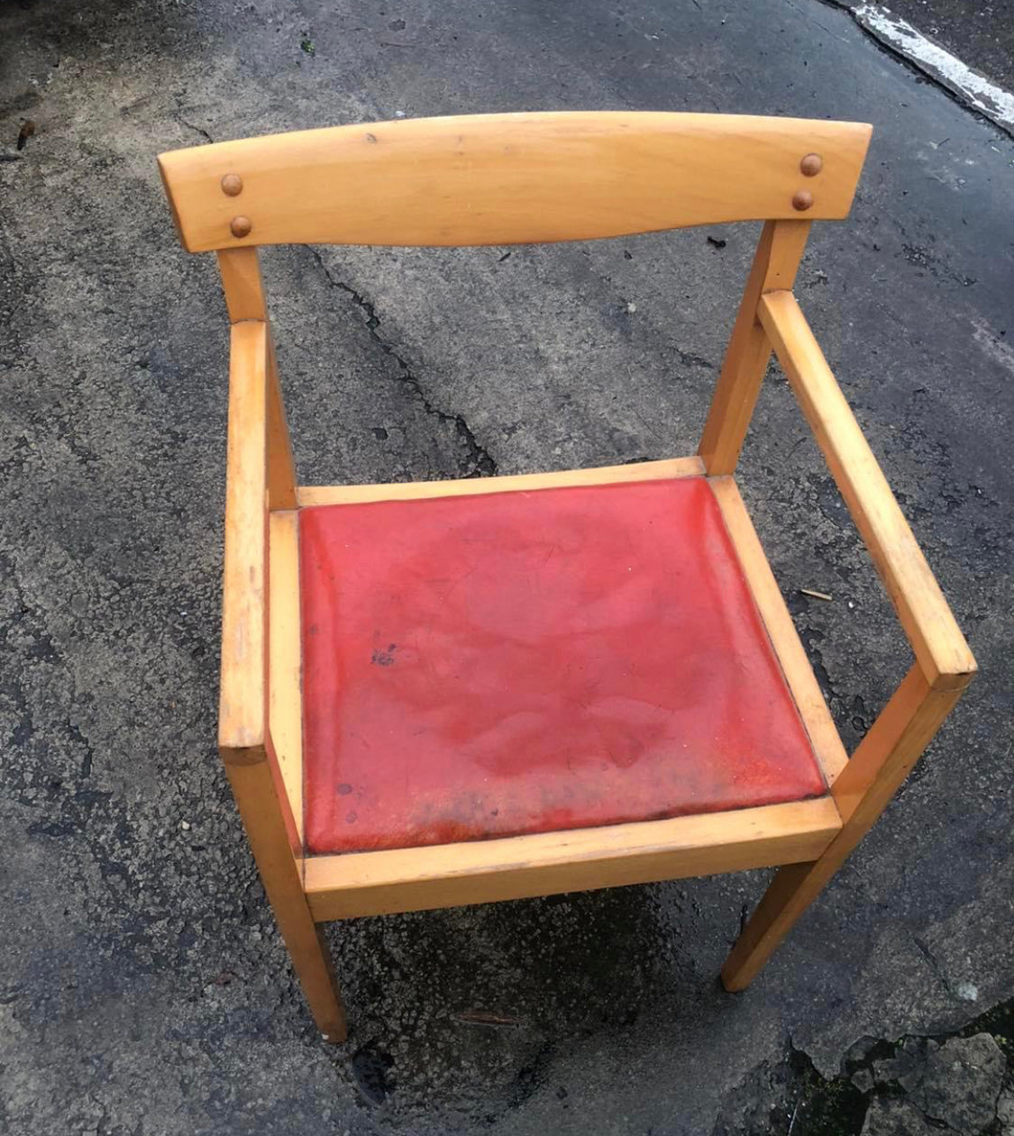 Parker Knoll Concept Chair - Never put into production.