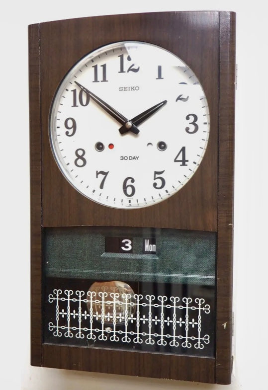 Seiko Vintage Wall Clock.