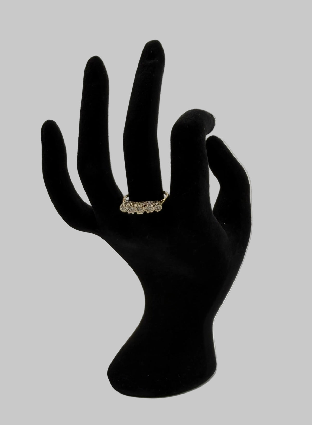 Ring- 9ct Gold and Diamond ring