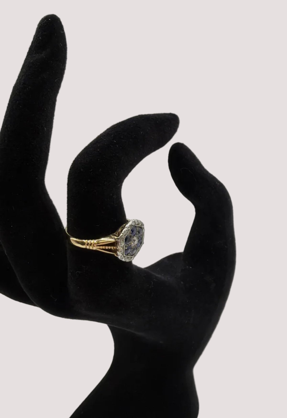 Ring - Edwardian 18ct Gold