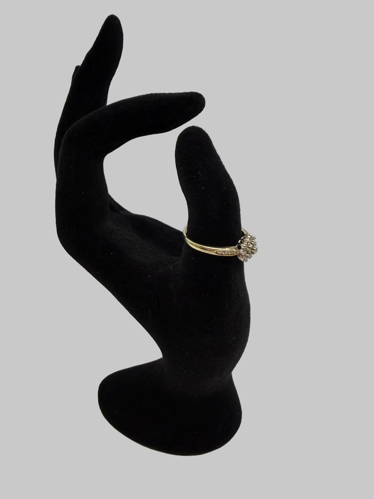 Ring- 9ct Gold and Diamond ring