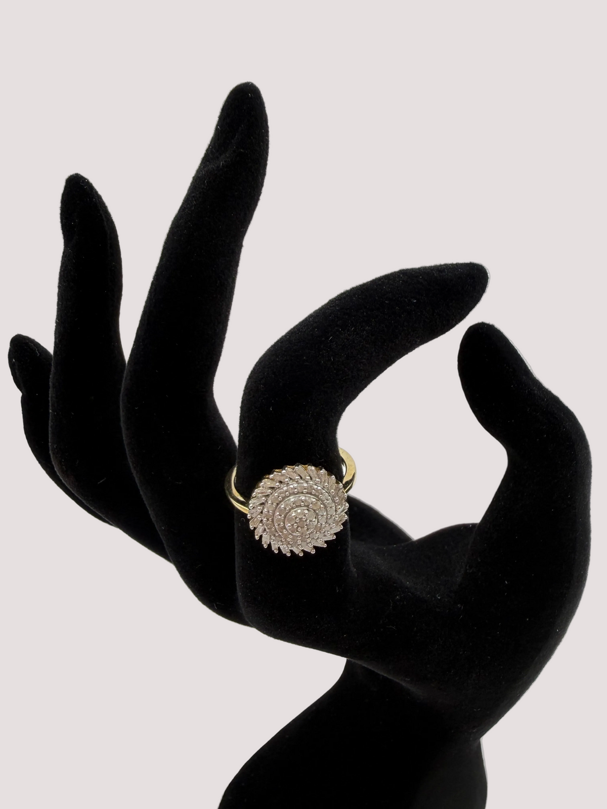 Vintage Sunburst Diamond Cluster Ring | 10ct Gold | Size O