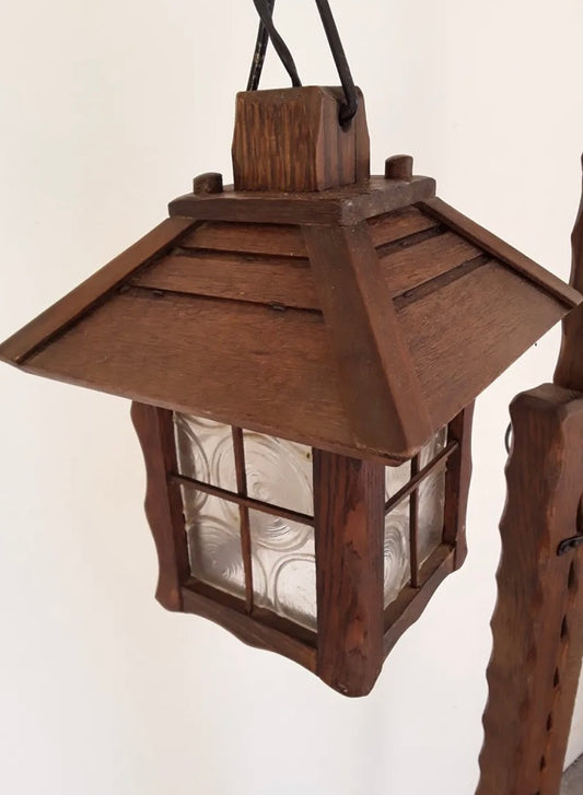 A vintage arts and Crafts “Mission”lamp adjustable standard lamp.