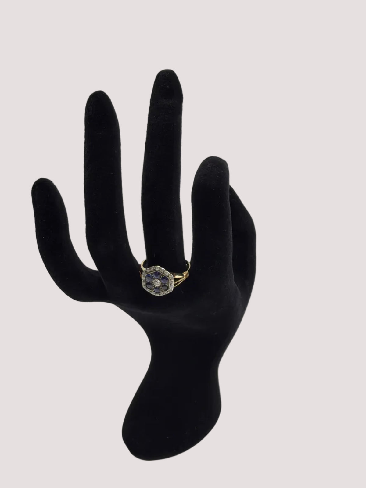 Ring - Edwardian 18ct Gold