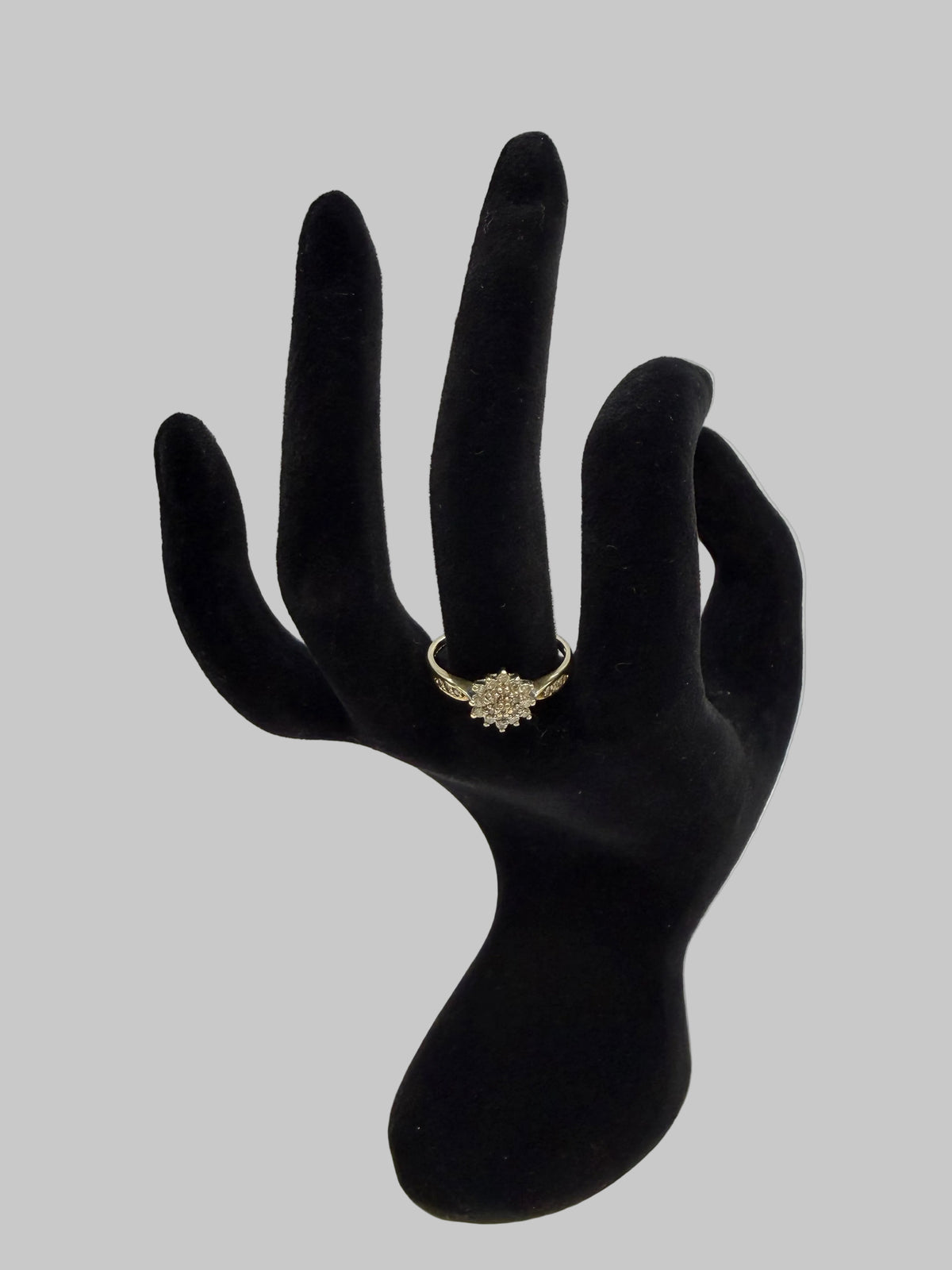 Ring- 9ct Gold and Diamond ring