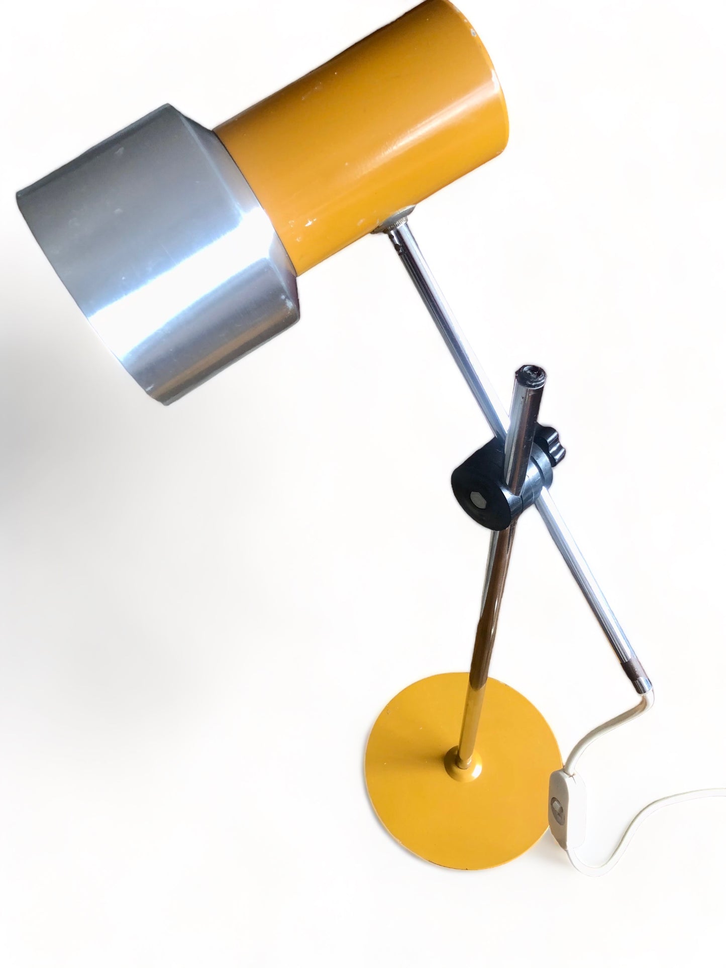 Mustard Yellow Retro Vintage posable light by Prova.