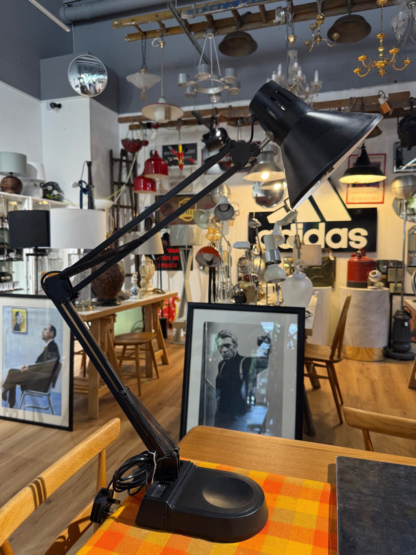 Micromark model MM6824 Anglepoise Lamp