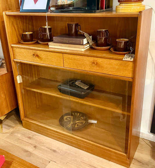 Vintage teak bookcase / cabinet