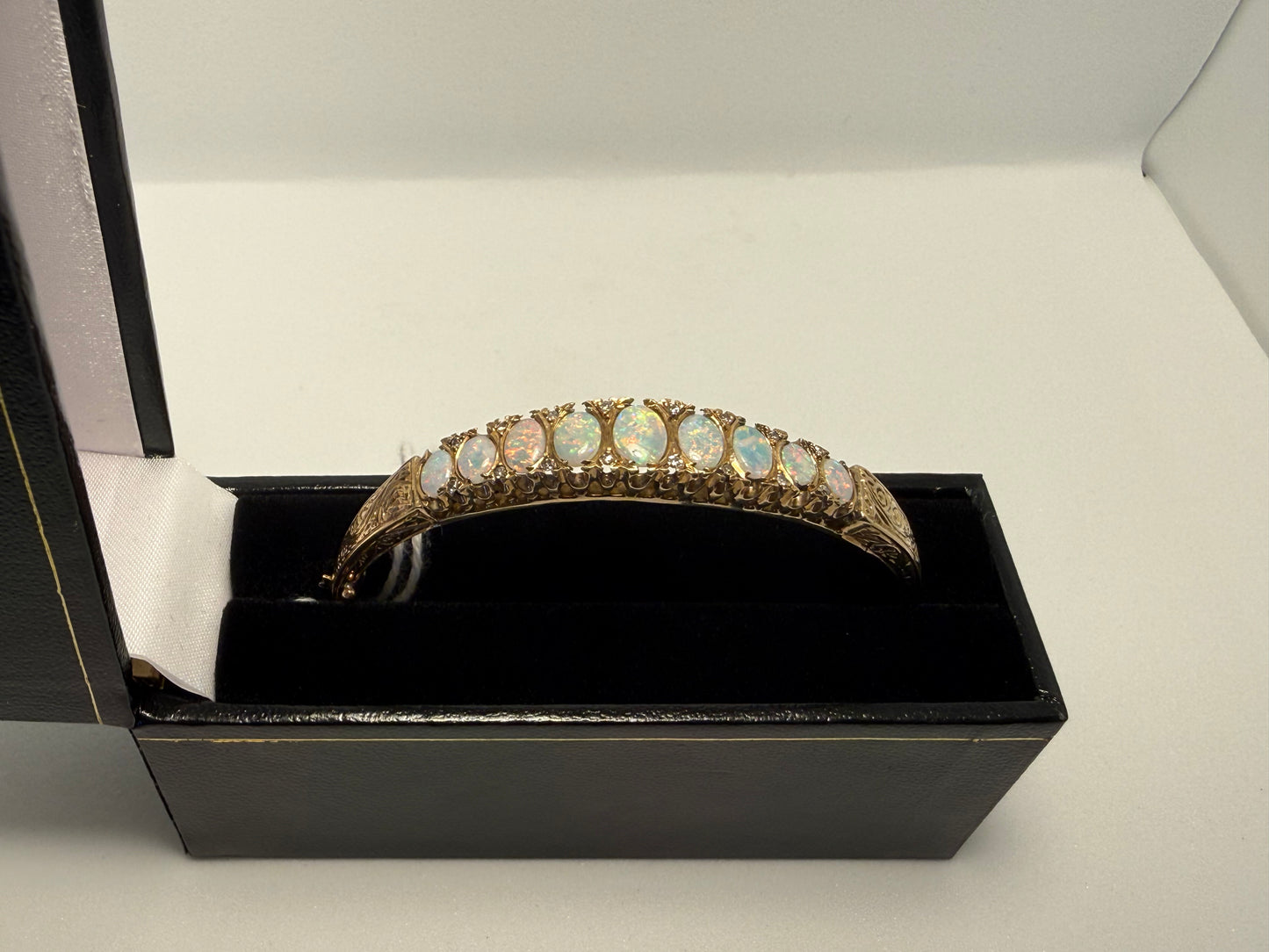 9ct Gold, Dimond & Opal Bangle