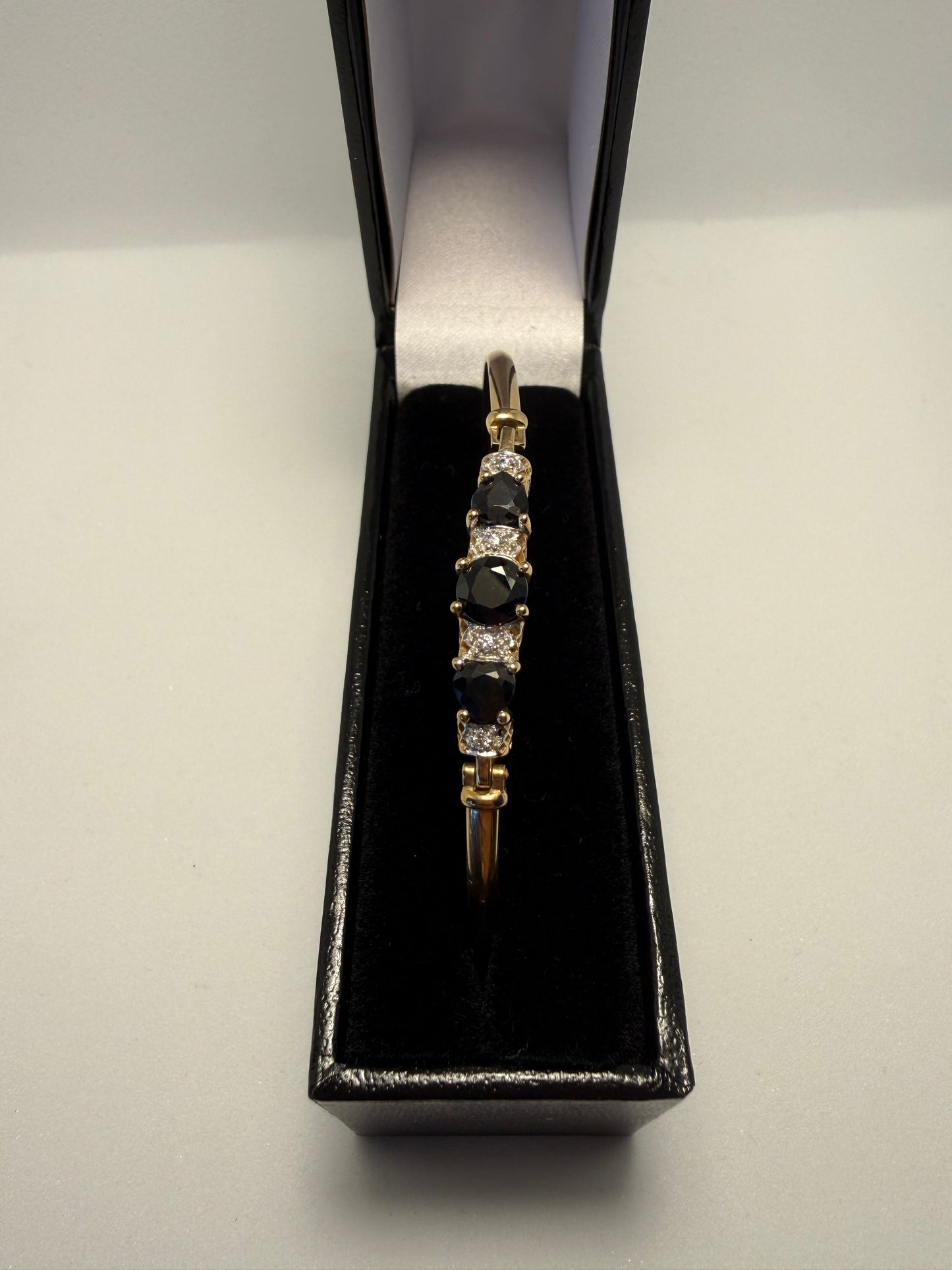 9ct Gold & Black Sapphire Bangle