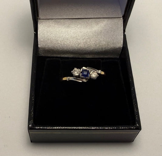 18ct Gold & Blue Sapphire Ring
