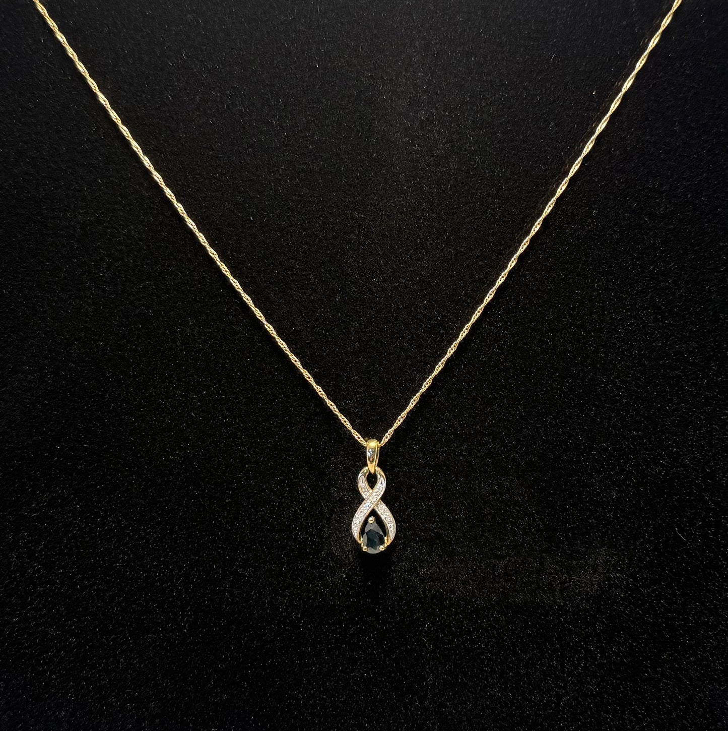 9ct Gold & Black Sapphire Necklace