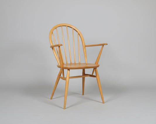 Ercol 370A Windsor Quaker Carver armchair