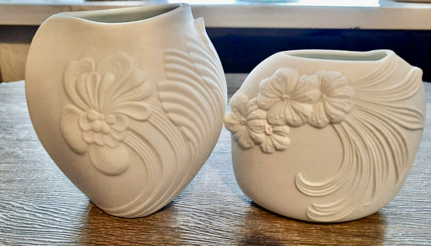 Kaiser Porcelain vases